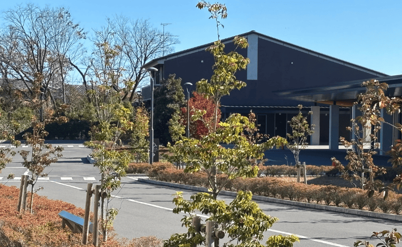 東松山斎場 式場棟外観